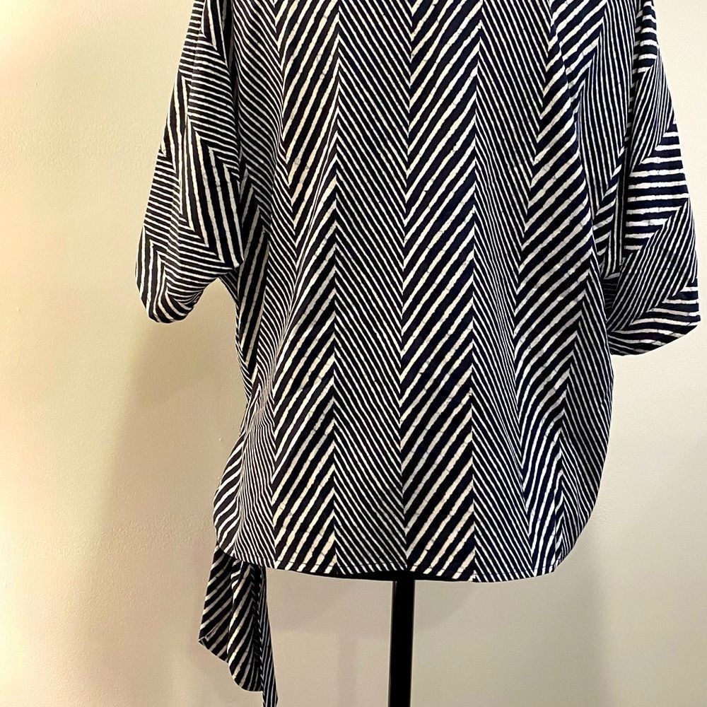MK Striped Blouse - Picture 4 of 5